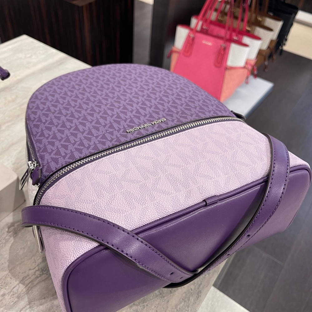 MICHAEL KORS Rhea Md Zip Color-Block Signature Logo Backpack
Dark Purple MLT
NWT - Picture 8 of 16